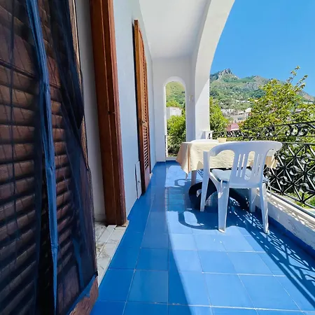 Thomas Bb Conduzione Familiare Bed & Breakfast Forio (Isola d'Ischia)