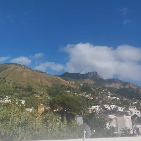 Thomas Bb Conduzione Familiare Bed & Breakfast Forio (Isola d'Ischia)