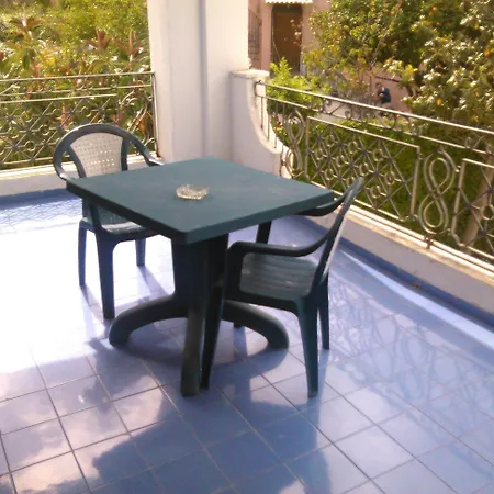 Thomas Bb Conduzione Familiare Bed & Breakfast 3*