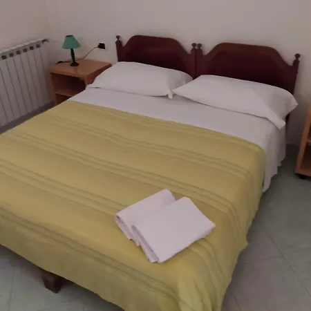 Thomas Bb Conduzione Familiare Bed & Breakfast