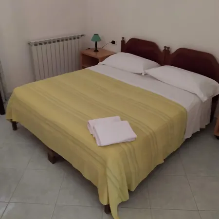 Thomas Bb Conduzione Familiare Forio di Ischia