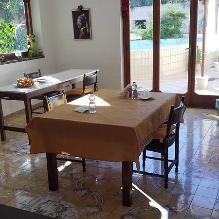 Thomas Bb Conduzione Familiare Nocleg ze śniadaniem Forio di Ischia