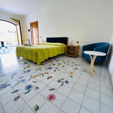 Thomas Bb Conduzione Familiare 3*