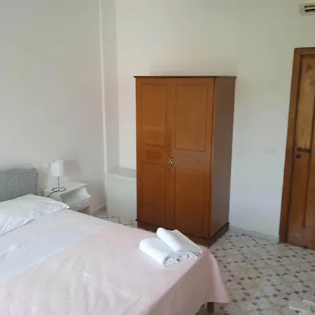 Thomas Bb Conduzione Familiare 3* Forio (Isola d'Ischia)